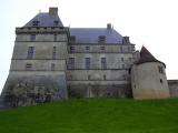 [Cliquez pour agrandir : 61 Kio] Dordogne - Le château de Biron : une autre vue du château.