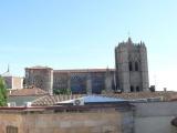 [Cliquez pour agrandir : 71 Kio] Ávila - La cathédrale : le côté Nord.