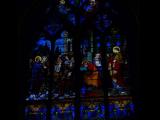 [Cliquez pour agrandir : 69 Kio] Lyon - L'église Saint-Bonaventure : vitrail représentant la vie de Jésus.