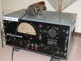 [Cliquez pour agrandir : 81 Kio] Lille - L'observatoire : le musée : poste de radio des années 1940-1950.
