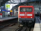[Cliquez pour agrandir : 111 Kio] Berlin - Train dans la gare Hauptbahnhof.