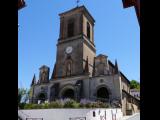 [Cliquez pour agrandir : 106 Kio] La Bastide-Clairence - L'église Notre-Dame-de-l'Assomption : la façade.