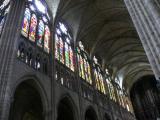 [Cliquez pour agrandir : 112 Kio] Saint-Denis - La basilique : la nef.