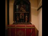 [Cliquez pour agrandir : 63 Kio] Azpeitia - La maison de Saint Ignace : autel et petit retable.