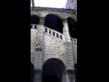 [Cliquez pour agrandir : 17 Kio] Dordogne - Le château de Beynac : l'escalier intérieur.