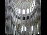 [Cliquez pour agrandir : 104 Kio] Vézelay - La basilique Sainte-Marie-Madeleine : le chœur.