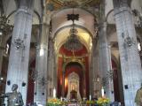 [Cliquez pour agrandir : 145 Kio] Mexico - La basilique ancienne Notre-Dame-de-Guadalupe : la nef.
