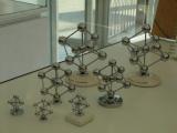 [Cliquez pour agrandir : 62 Kio] Bruxelles - L'atomium : maquettes souvenir.