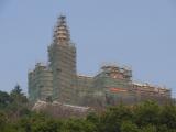 [Cliquez pour agrandir : 74 Kio] Shanghai - She Shan : la basilique Notre-Dame en restauration : vue générale.