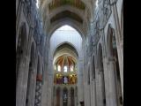 [Cliquez pour agrandir : 97 Kio] Madrid - La cathédrale Sainte-Marie de la Almudena : la nef.