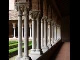 [Cliquez pour agrandir : 91 Kio] Toulouse - Le couvent des Jacobins : le cloître.