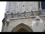 [Cliquez pour agrandir : 82 Kio] Dijon - L'église Notre-Dame : la façade : détail.