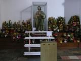 [Cliquez pour agrandir : 126 Kio] Mexico - L'église Saint-Bernardin-de-Sienne : statue de Jude-Thaddée.