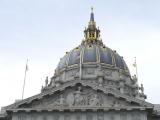 [Cliquez pour agrandir : 62 Kio] San Francisco - The city hall: front view and cupola.