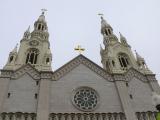 [Cliquez pour agrandir : 69 Kio] San Francisco - Saint Peter and Saint Paul's church: front view.