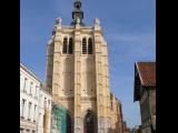 [Cliquez pour agrandir : 84 Kio] Douai - La collégiale Saint-Pierre : le clocher.