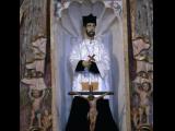 [Cliquez pour agrandir : 95 Kio] Tucson - Mission San Xavier: statue of Saint Francis Xavier.