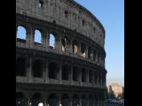 [Cliquez pour agrandir : 78 Kio] Rome - Le Colisée : l'extérieur.