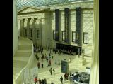 [Cliquez pour agrandir : 111 Kio] London - The British Museum: inside the main building.