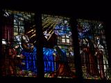[Cliquez pour agrandir : 103 Kio] Anglet - L'église Sainte-Marie : vitrail représentant Sainte Thérèse de Lisieux.