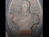[Cliquez pour agrandir : 83 Kio] Saint-Denis - La basilique : buste d'Henri IV.