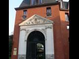 [Cliquez pour agrandir : 96 Kio] Douai - La fonderie de canons : l'entrée.