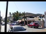 [Cliquez pour agrandir : 121 Kio] Cabo San Lucas - Une rue bordée de magasins.