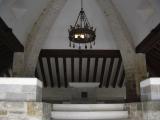 [Cliquez pour agrandir : 57 Kio] Roncevaux - La chapelle Saint-Jacques : la table de Roland.