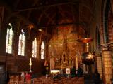 [Cliquez pour agrandir : 96 Kio] Bruges - La basilique du Saint-Sang : l'intérieur.