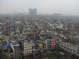 [Cliquez pour agrandir : 134 Kio] Delhi - La ville vue du minaret de la grande mosquée.