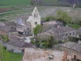 [Cliquez pour agrandir : 109 Kio] Dordogne - Le château de Biron : le village.
