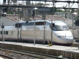 [Cliquez pour agrandir : 126 Kio] Montpellier - AVE en gare.