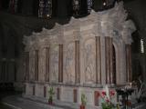 [Cliquez pour agrandir : 87 Kio] Reims - La basilique Saint-Remi : le tombeau de Saint Remi.