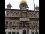 [Cliquez pour agrandir : 122 Kio] Delhi - Le temple Sikh Gurdwara Sis Ganj Sahib.