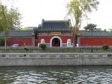 [Cliquez pour agrandir : 119 Kio] Pékin - Le temple du dieu du feu.