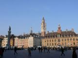 [Cliquez pour agrandir : 73 Kio] Lille - La place du Général de Gaulle : la vieille bourse.