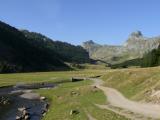 [Cliquez pour agrandir : 81 Kio] Orthez - Le pic du Midi d'Ossau : vallée.