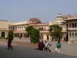 [Cliquez pour agrandir : 108 Kio] Jaipur - Le palais de la cité.