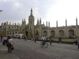 [Cliquez pour agrandir : 72 Kio] Cambridge - King's College: the gatehouse.