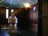 [Cliquez pour agrandir : 75 Kio] San Francisco - Saint Patrick's church: the baptismal font.