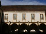 [Cliquez pour agrandir : 69 Kio] Paray-le-Monial - La basilique du Sacré-Cœur : le cloître.