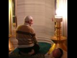 [Cliquez pour agrandir : 56 Kio] Berlin - La mosquée Şehitlik : musulman en prière.