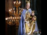 [Cliquez pour agrandir : 91 Kio] Saint-Omer - La cathédrale Notre-Dame : statue de la Vierge à l'Enfant.