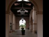 [Cliquez pour agrandir : 53 Kio] Tucson - Saint-Thomas-the-Apostle's church: corridor.