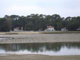 [Cliquez pour agrandir : 68 Kio] Landes - Le lac d'Hossegor à marée basse.