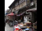 [Cliquez pour agrandir : 105 Kio] Shanghai - Scène d'une ruelle animée.