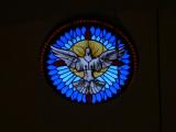 [Cliquez pour agrandir : 50 Kio] Hermosillo - La cathédrale Notre-Dame-de-l'Assomption : vitrail représentant l'Esprit Saint.