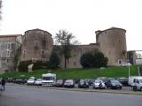 [Cliquez pour agrandir : 74 Kio] Bayonne - Le château neuf : vue générale.