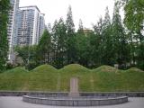 [Cliquez pour agrandir : 127 Kio] Shanghai - Le parc Guangqi : la tombe de Xu Guangqi.
