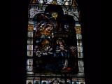 [Cliquez pour agrandir : 98 Kio] San Francisco - Saint Peter and Saint Paul's church: stained glass window representing the Annunciation.